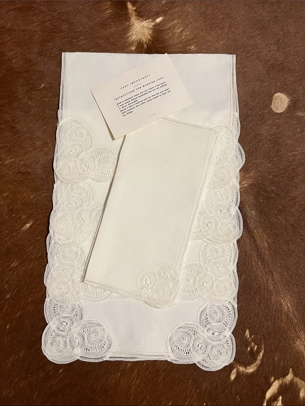 Elegant White Linen Placemats and Napkins Set of 4 with Lace Appliqué, Brussels
